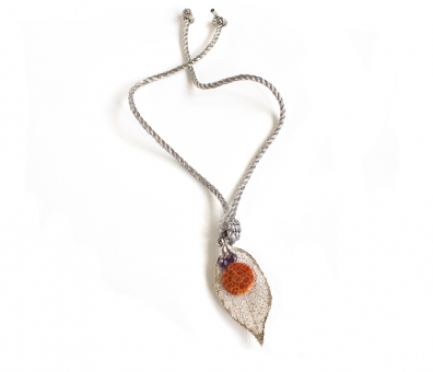 Двухстороннее колье Ester Bijoux с листом черешни в серебре на ремешке